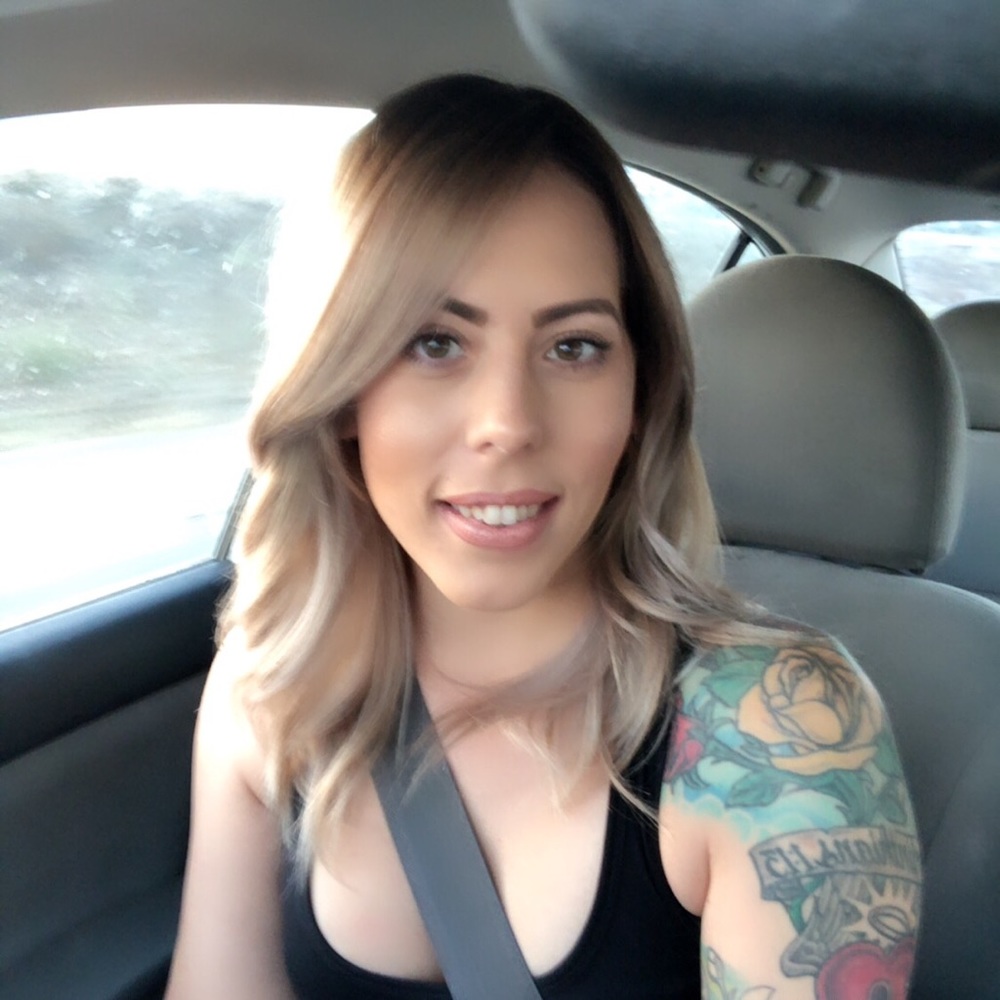 Meet your Posher, Ashley